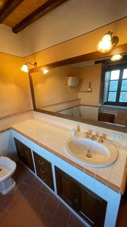 Castello Di Gaiche Apartman Collebaldo Kültér fotó